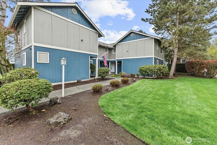 Property Photo: 16837 167th Avenue SE WA 98272
