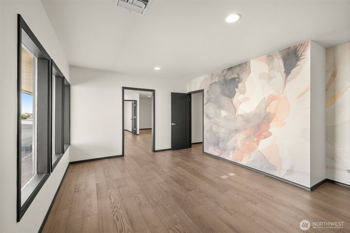 Property Photo:  213 E 8th Street B  WA 98362 