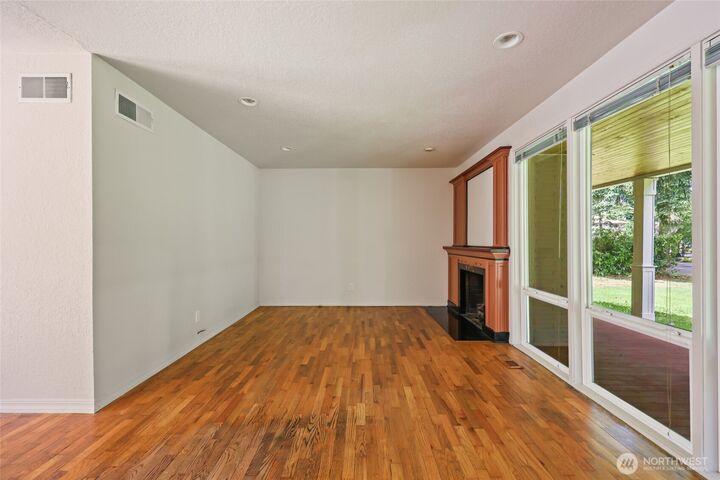 Property Photo:  10004  Lake Steilacoom Drive SW  WA 98498 