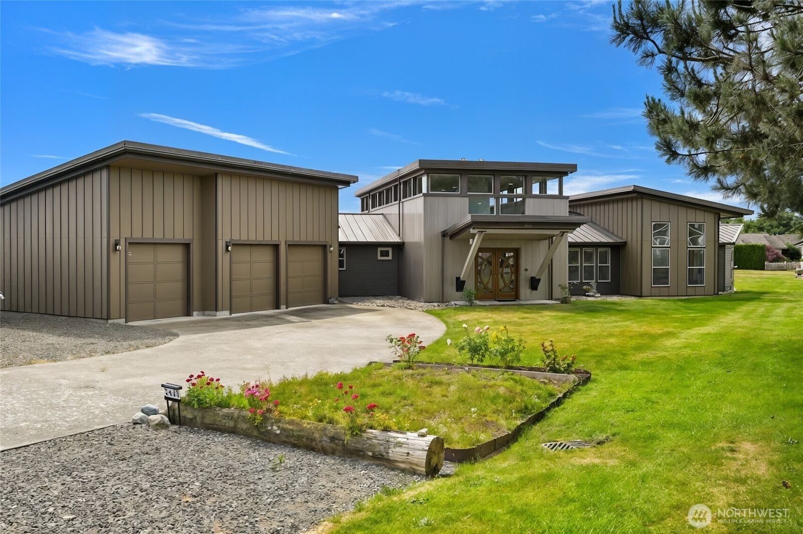 Property Photo:  5493  Salish Road  WA 98230 