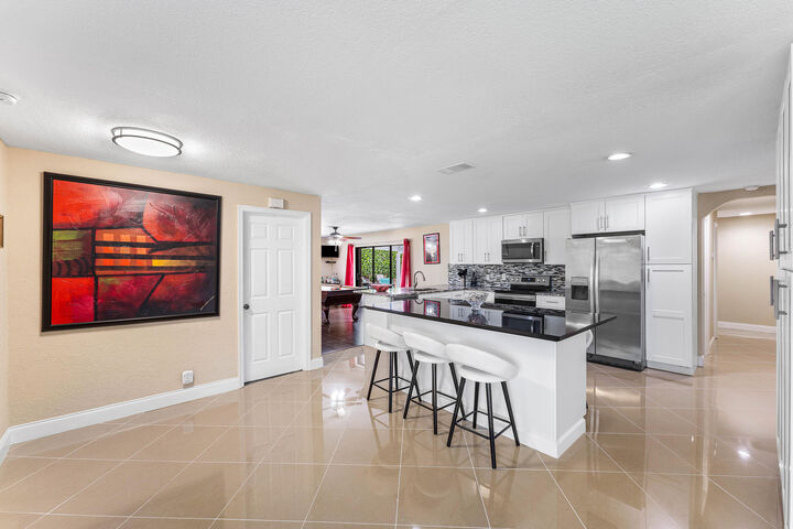 Property Photo:  4025 NW 105th Avenue  FL 33065 