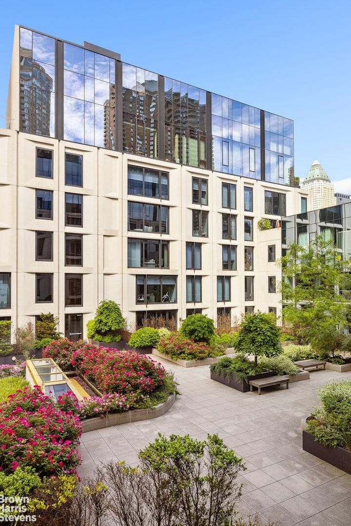 Property Photo:  500 W 45th Street 321  NY 10036 