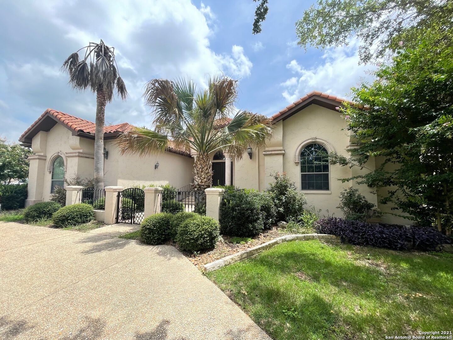 Property Photo: 19726 Folonari TX 78258