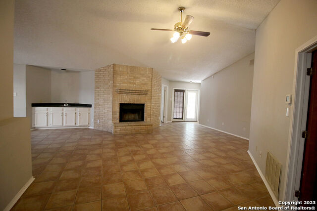 Property Photo: 13942 Chisom Creek TX 78249