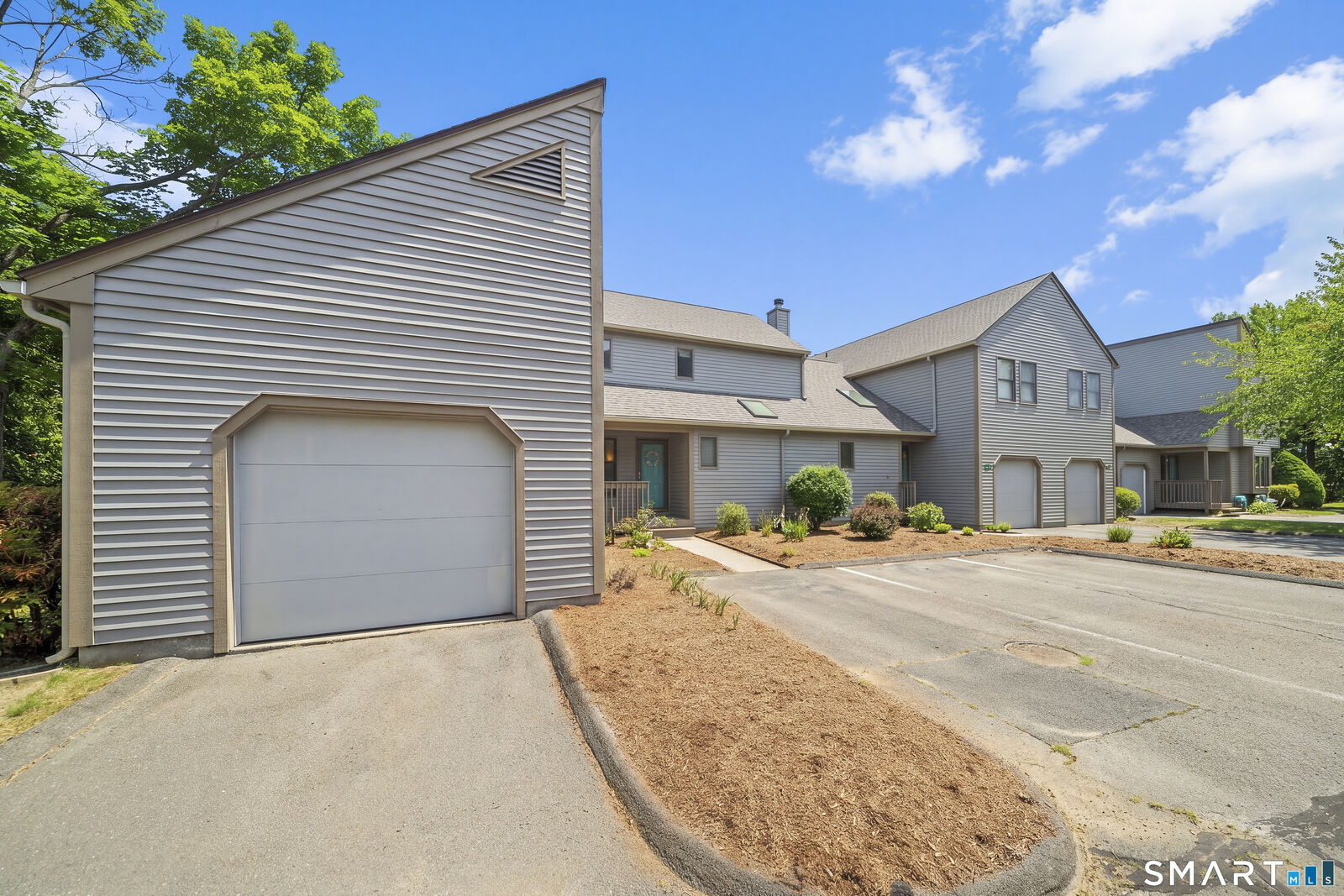 Property Photo: 52 Elm Meadows 52 CT 06082