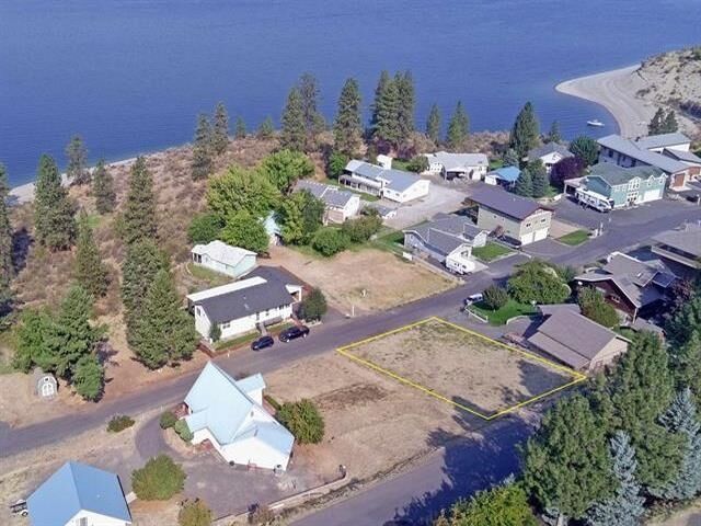 Property Photo: 3312 Roosevelt Dr WA 99122