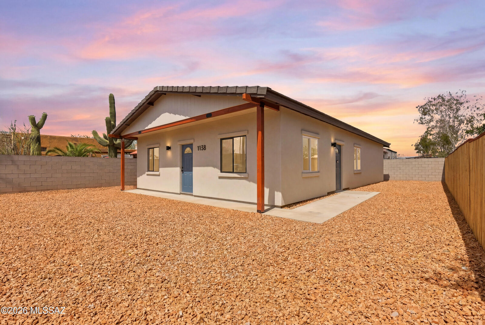 Property Photo: 1138 N 13th Avenue AZ 85705