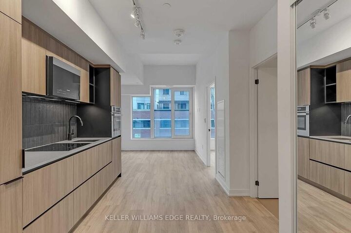 Property Photo: 2 Augusta Avenue 202 ON M5V 0T3