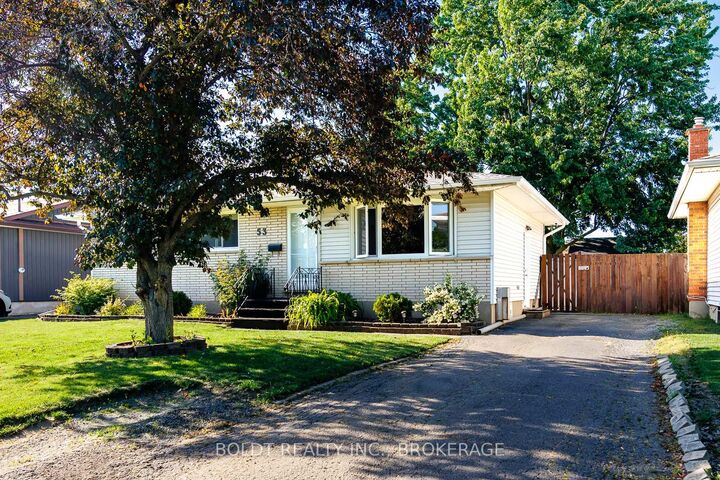 Property Photo: 53 Huntley Crescent ON L2M 6E5