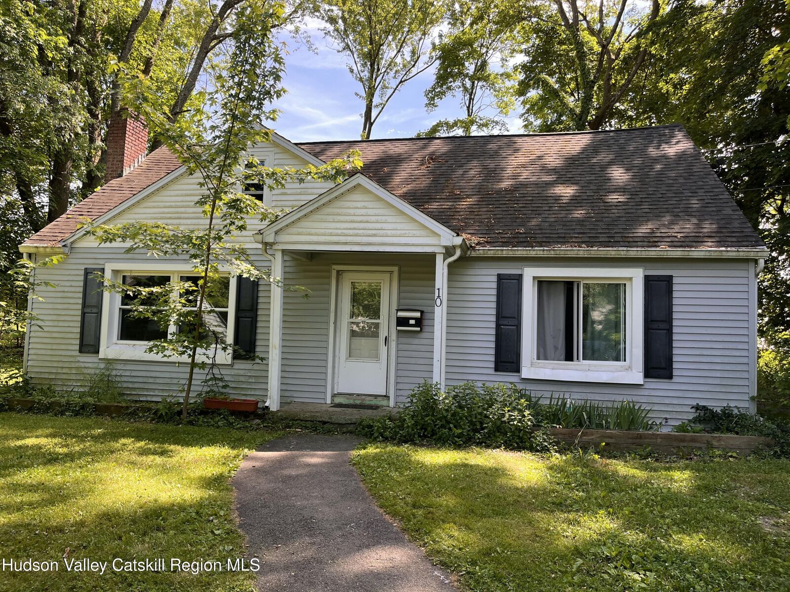 Property Photo:  10 Orchard  NY 12561 