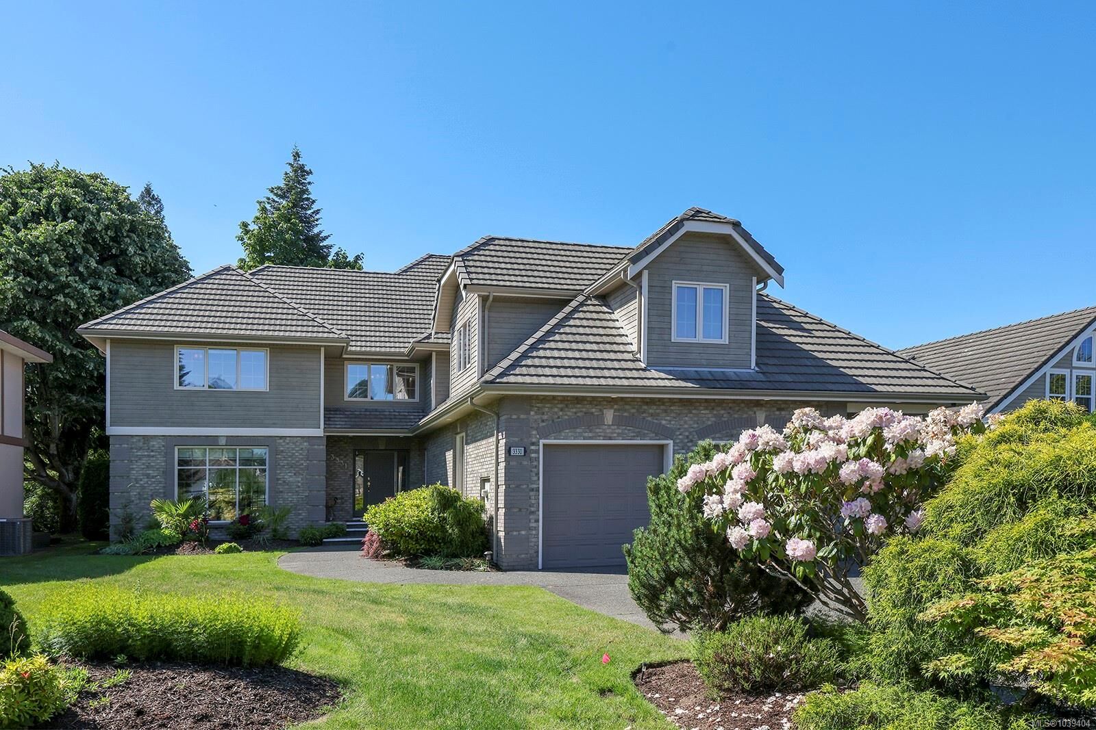 Property Photo: 3331 Royal Vista Way BC V9N 9X6