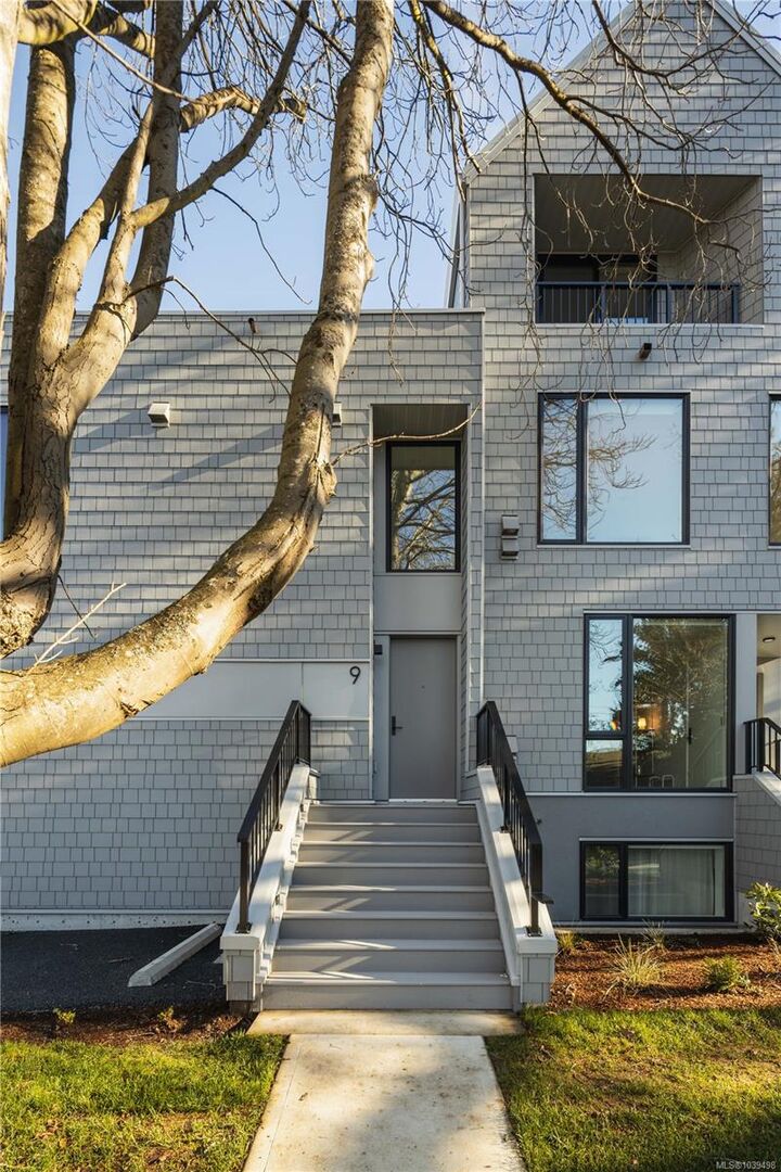 907 Redfern St #9 — photo 1