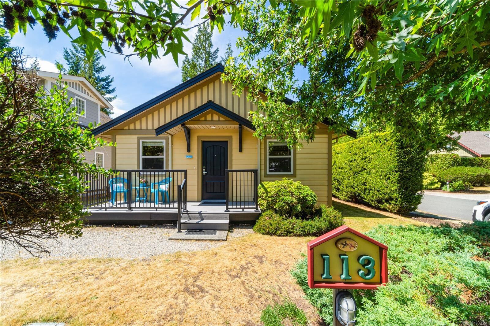 Property Photo: 1080 Resort Dr #113 BC V9P 2E3