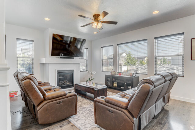 Property Photo:  242 E Echo Ledge Dr  UT 84045 