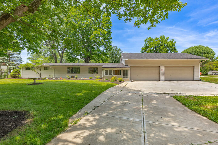 Property Photo:  2617 Shadycrest Drive  OH 45431 