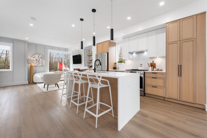 Property Photo: 20763 76 Avenue 52 BC V2Y 3N8