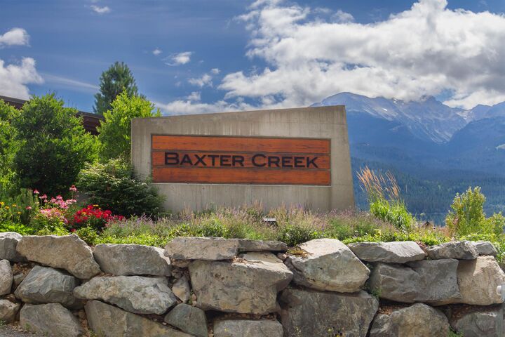 8587 Ashleigh McIvor Drive — photo 1