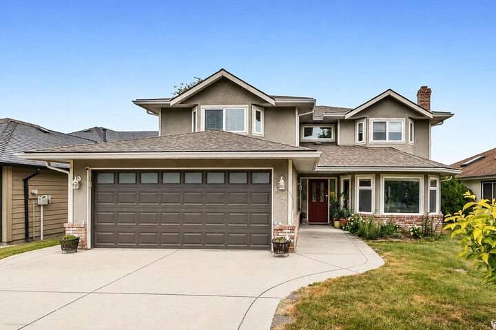6227 Crescent Place — photo 1