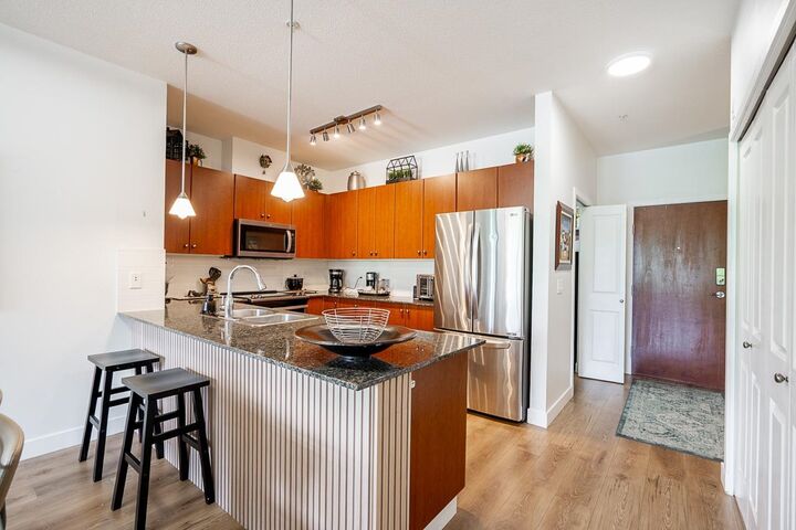 10180 153 Street 315 — photo 1