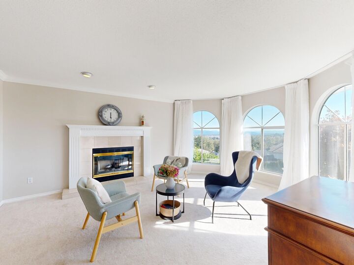 2910 Kalamalka Drive — photo 1