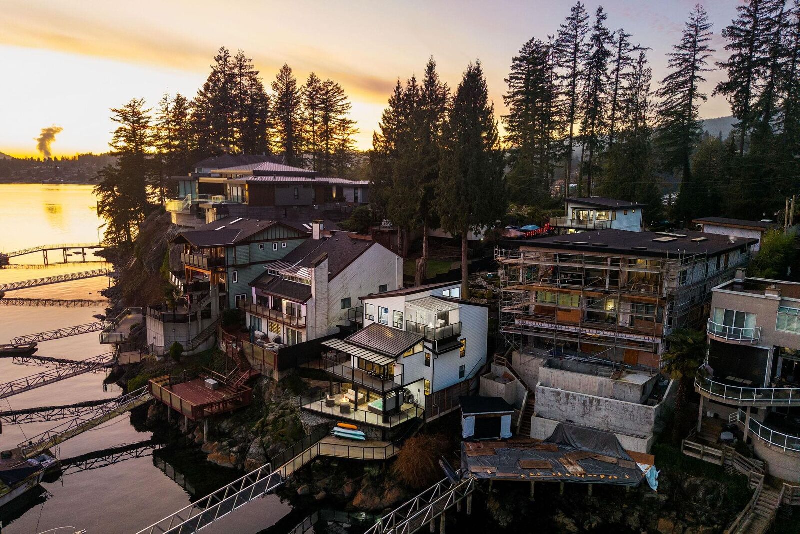 Property Photo: 184 Turtlehead Road BC V3H 4P1