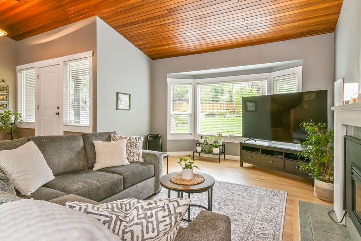 Property Photo: 23913 58A Avenue BC V2Z 1A5