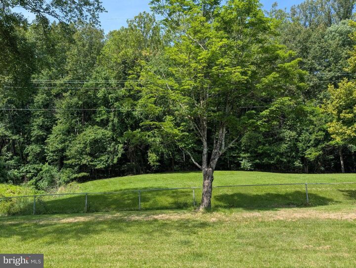 Property Photo:  4527 Glendale Road  VA 22193 