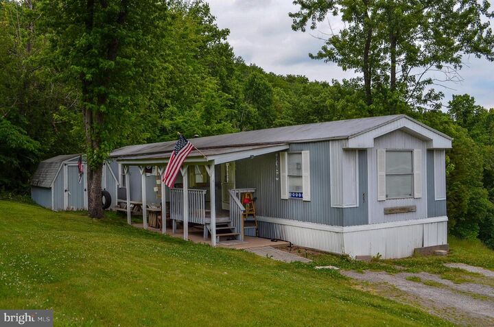Property Photo: 2001 Red Bank Road Trlr 407 PA 17315