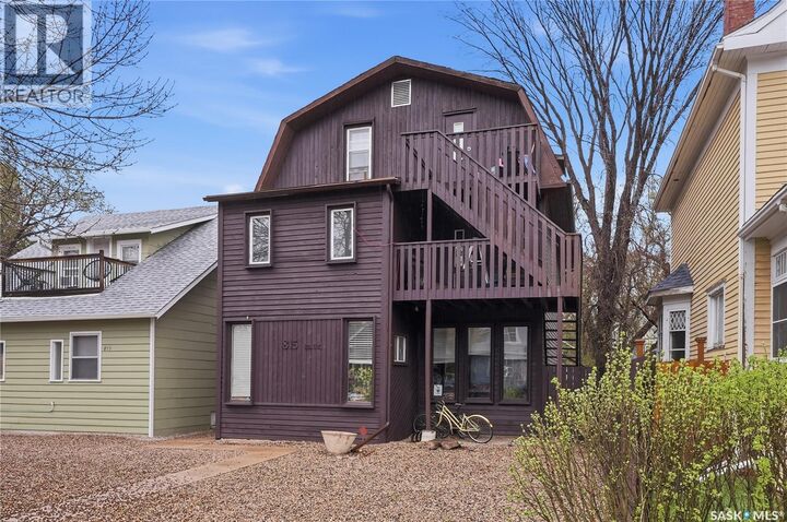 Property Photo: 815 12th Street E SK S7N 0H6