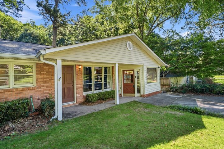 Property Photo: 909 Valentine St GA 30720