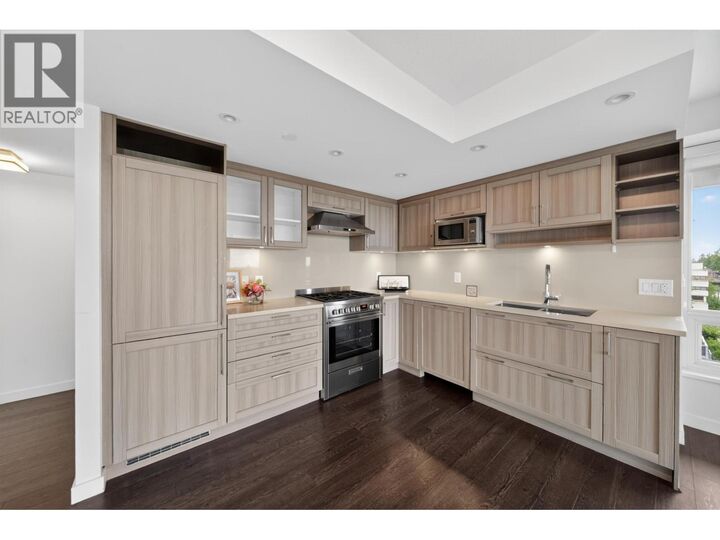Property Photo:  5470 Ormidale Street 1502  BC V5R 0G6 