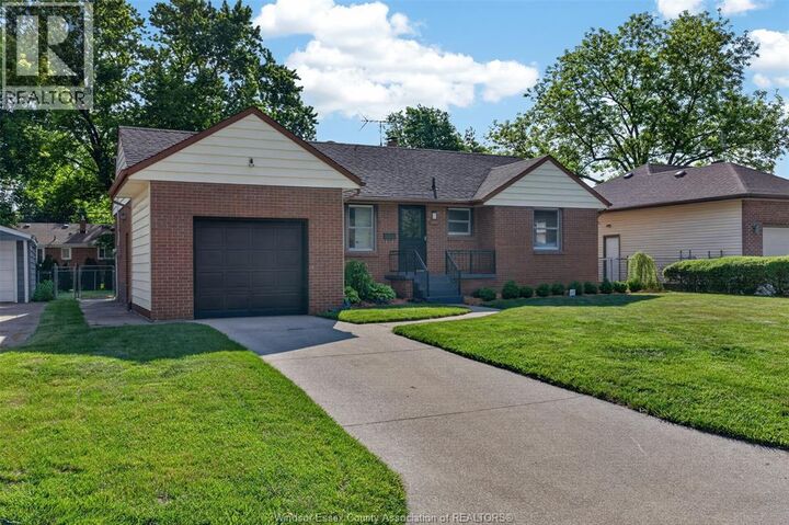 Property Photo: 3120 Academy Drive ON N9E 2H4
