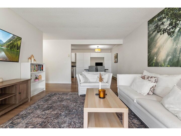 Property Photo:  45900 Lewis Avenue 210  BC V2P 3C2 