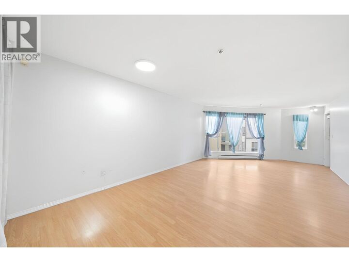 Property Photo: 7800 St. Albans Road 304 BC V6Y 3Y5