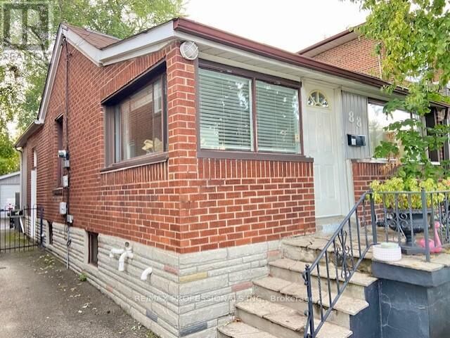 Property Photo: 88 Thirteenth Street ON M8V 3H6