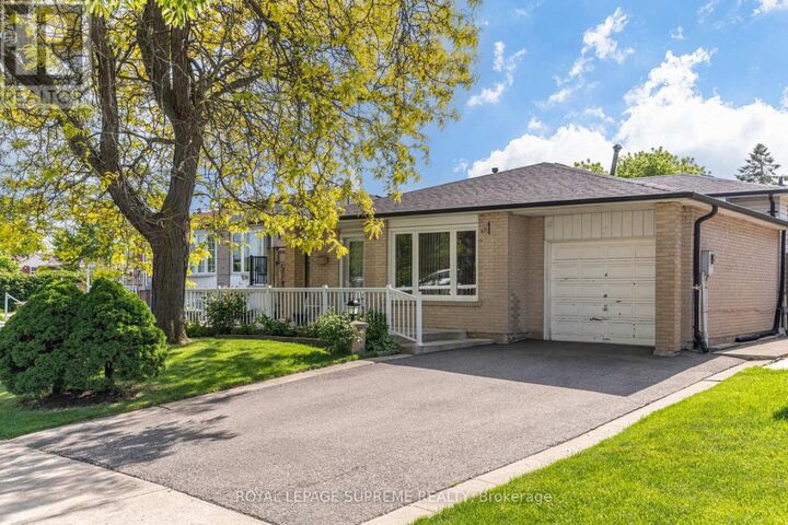 Property Photo: 7236 Meyer Drive ON L4T 3A9