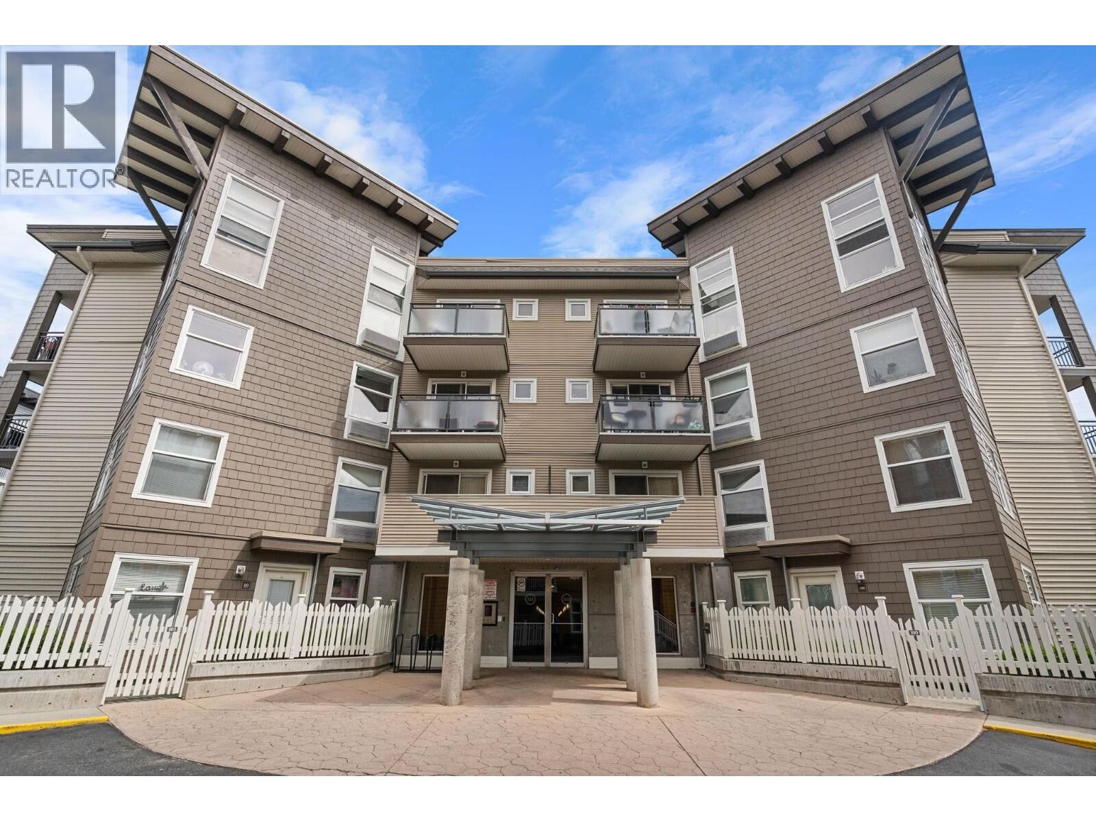 Property Photo: 533 Yates Road 317 BC V1V 2T7