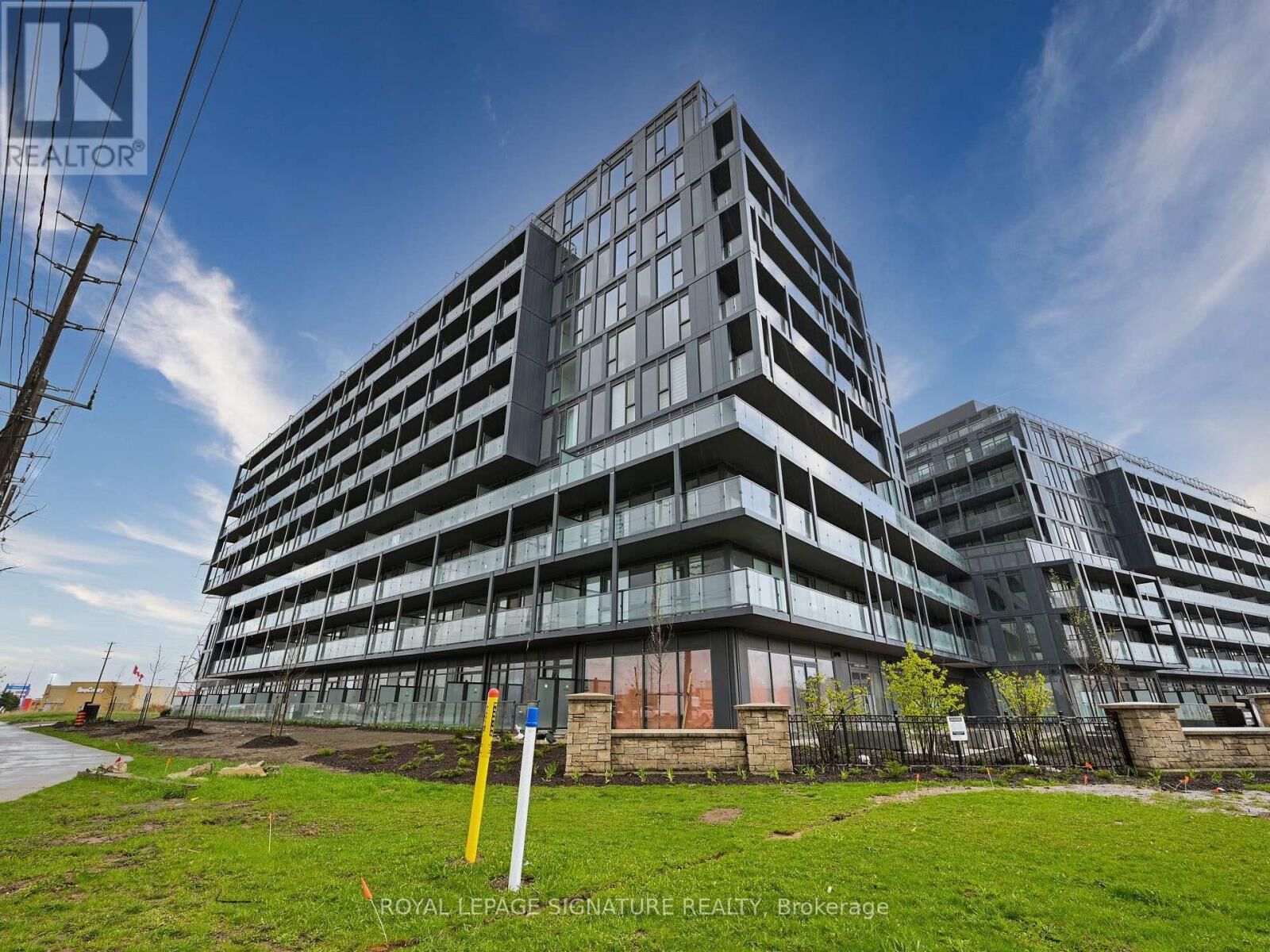 Photo de la propriété:  3200 Dakota Common Street B801  ON L7M 2A7 