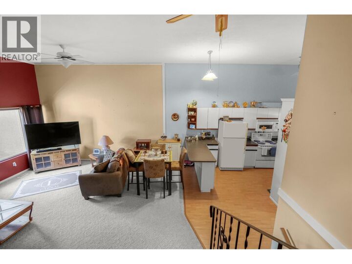 Property Photo:  486 Quatsino Boulevard 21  BC V8C 1V2 