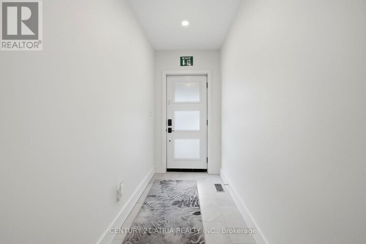 Photo de la propriété:  412 Delaware Avenue 2nd Flr  ON M6H 2T9 