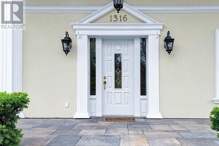 Property Photo:  1316 Cambridge Drive  ON L6J 1S3 
