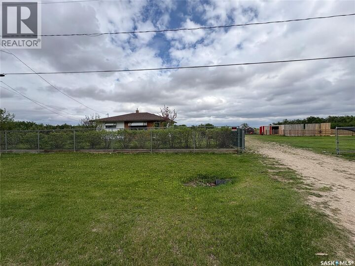 Property Photo:  Rowan'S Acreage  SK S0A 1N0 