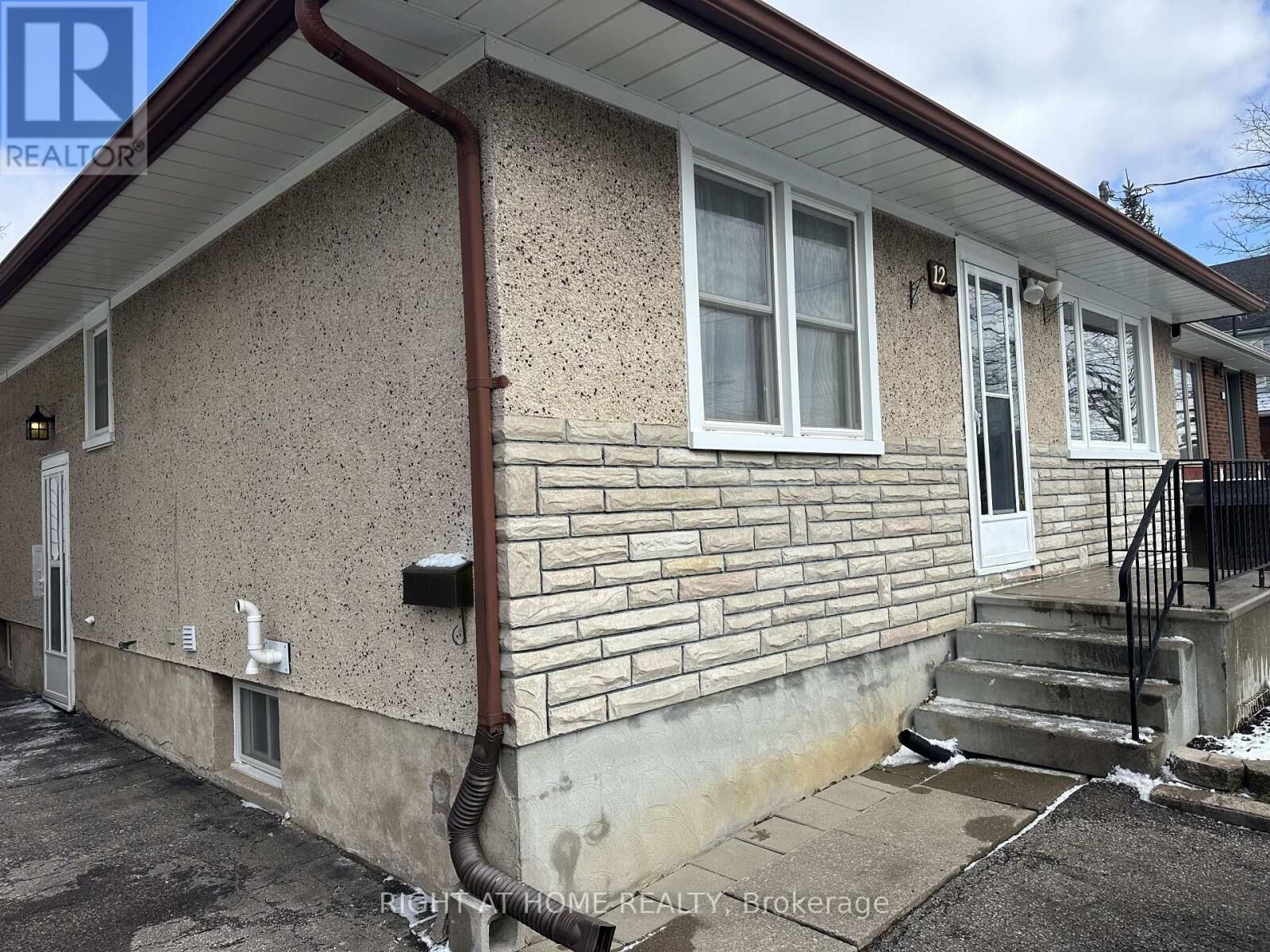 Property Photo: 12 Vera Street ON L2S 1C4