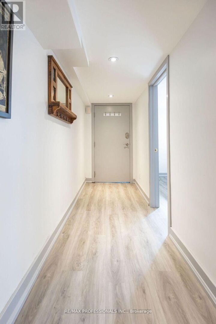 Property Photo:  627 Christie Street Lower  ON M6G 3E6 