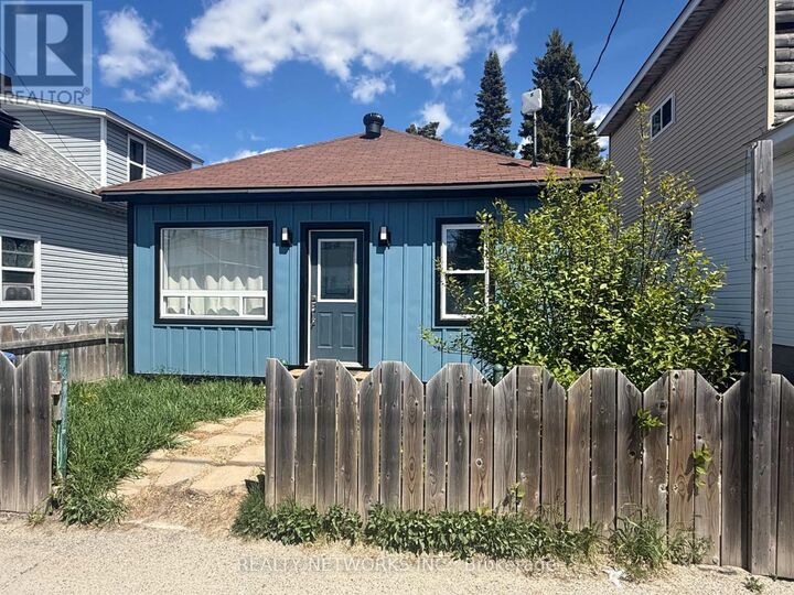 Property Photo:  109 Croatia Avenue  ON P0N 1G0 