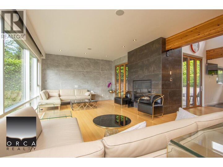 Property Photo:  1741 Ottawa Avenue  BC V7V 2S3 