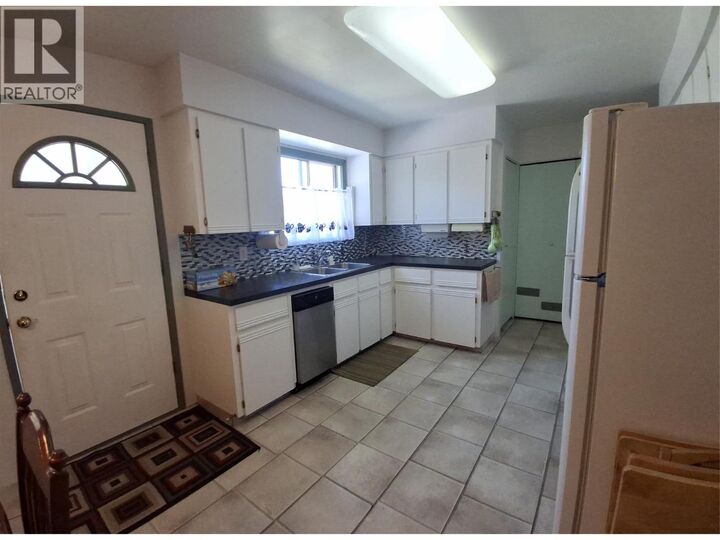 Property Photo:  1204 Second Avenue  BC V0E 1M0 