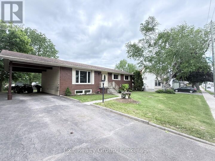 Property Photo: 177 West Front Street ON K0K 3E0
