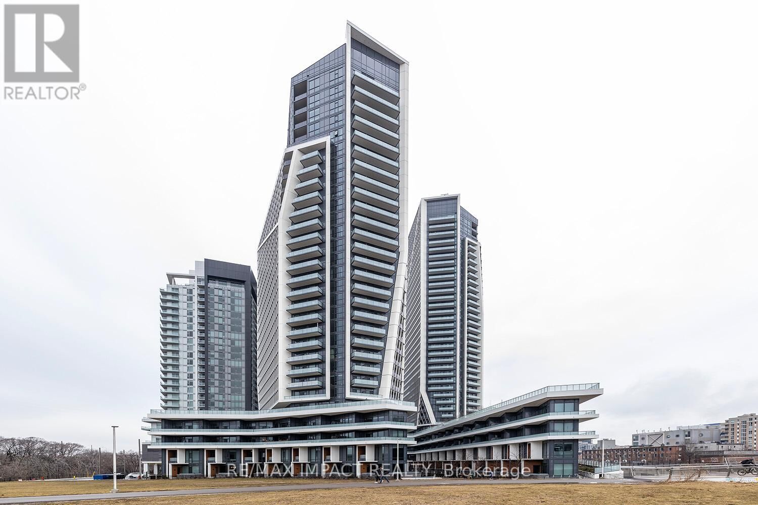 Property Photo:  30 Ordnace Street 1004  ON M6K 1A2 