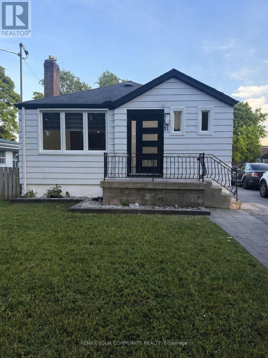 Property Photo:  31 Boyce Avenue  ON M1J 1J4 